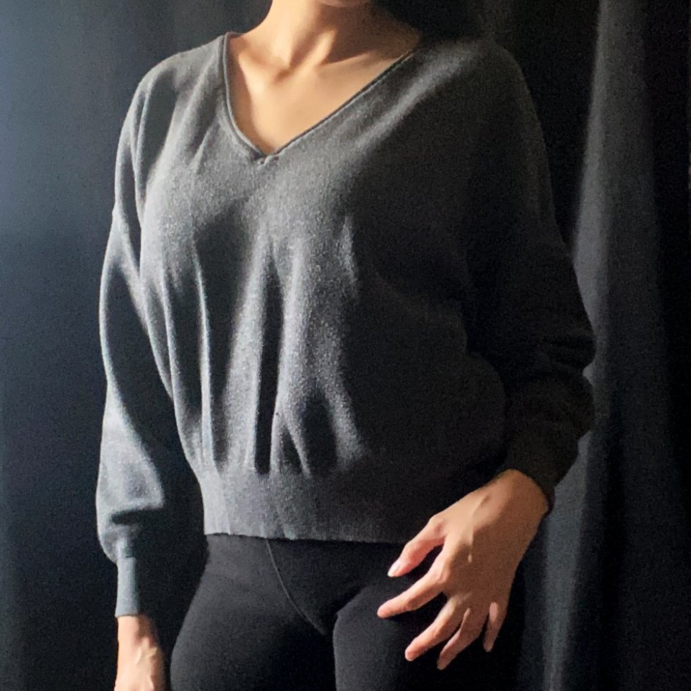 Forever 21 V-Neck Sweater